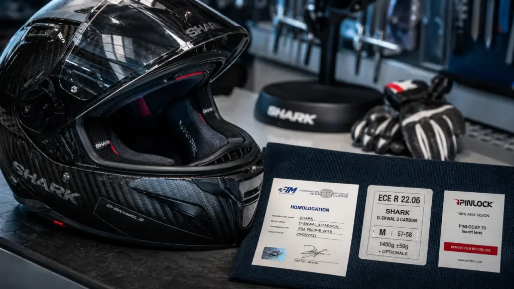 Casque moto GP : replica de pilote, intégral racing ou vrai casque piste ?