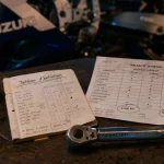 Tableau entretien moto Suzuki : intervalles 6 000/12 000 km
